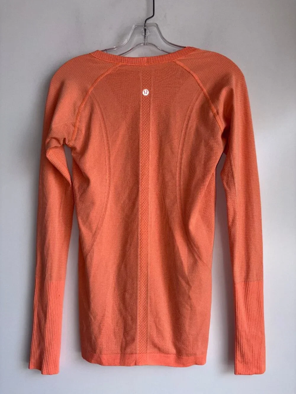LULULEMON Swiftly Tech Long Sleeve Size 8
